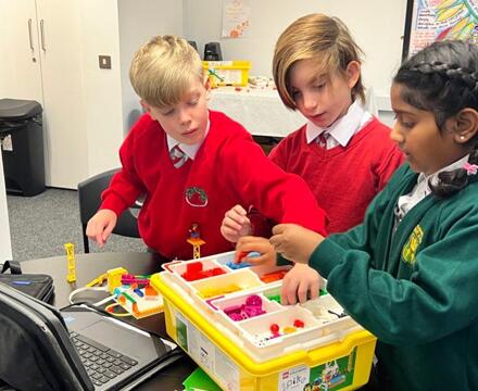 35859e2e 203a 437b 80d7 ea611c2a9e63